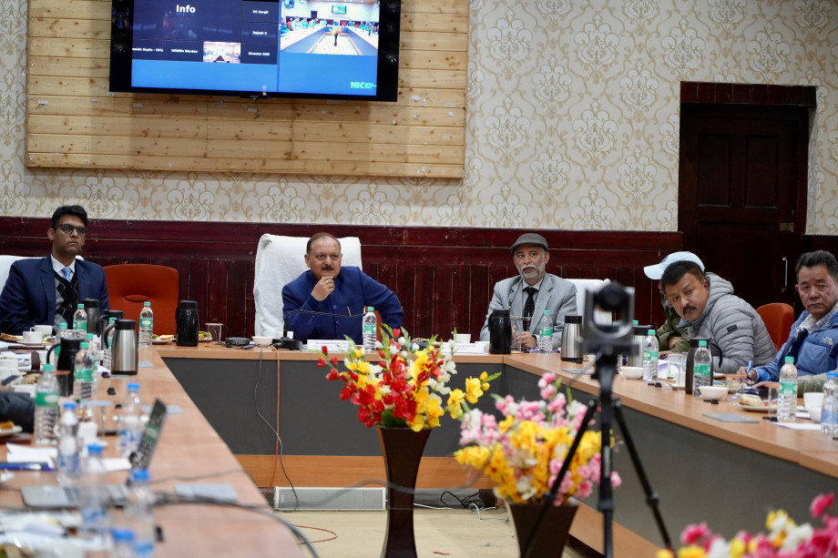 Chief Secretary Dr. Kotwal reviews winter stocking preparedness in Ladakh