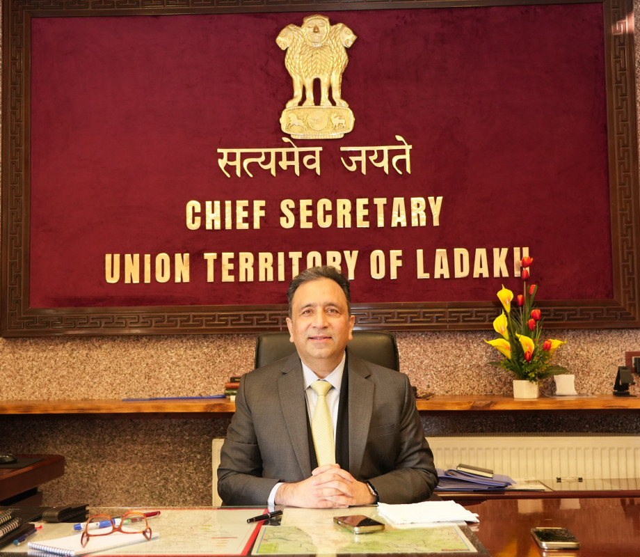 Ashish Kundra, IAS, assumes charge as Chief Secretary of UT Ladakh