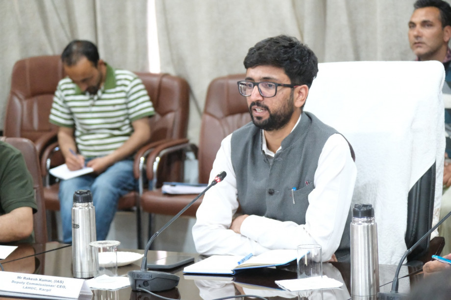 New DC Kargil Rakesh Kumar holds introductory meeting with sectoral heads and officers
