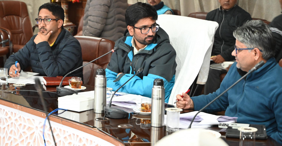 DC Kargil stresses timely execution of RDD projects, targets 80% expenditure by October end