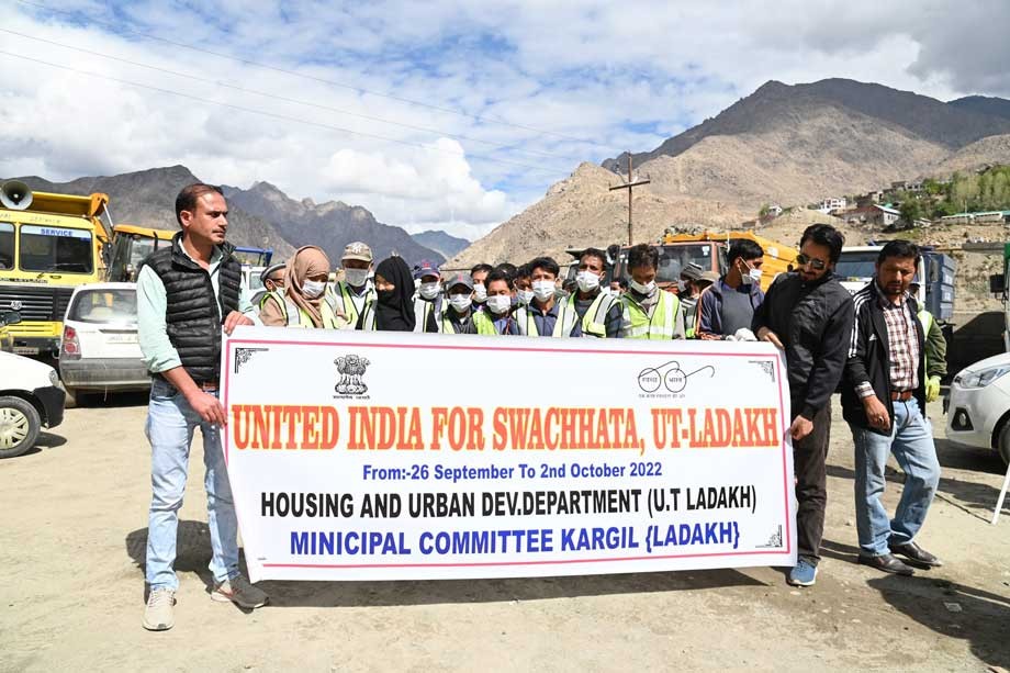 United India Swacchta campaign begins in Kargil
