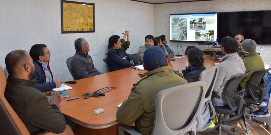 DC Leh convenes Destination Management Committee meeting under Swadesh Darshan 2.0