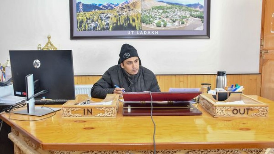 Secretary Ravinder Kumar reviews progress of ongoing projects