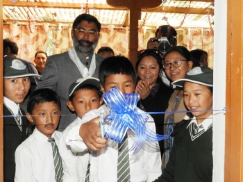 Axis bank sets up digilabs in 108 schools in Ladakh