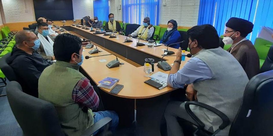 A team from CBSE visits Kargil, holds maiden talks with LAHDC Kargil