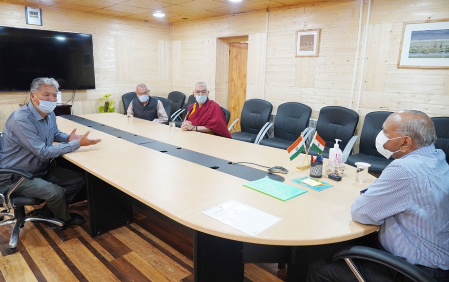 Delegation demands use of Bhoti language in Educational institutes, UT administration
