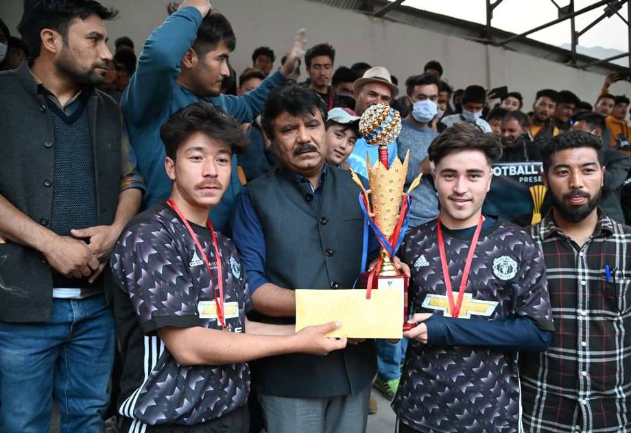 Team FC Poyen beats RLC Baroo in District level football tournament 