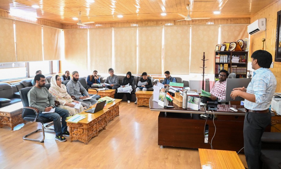 DC Kargil reviews progress of school health and MR elimination programmes