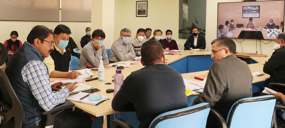 Divisional Commissioner reviews preparedness for winter stocking in Ladakh