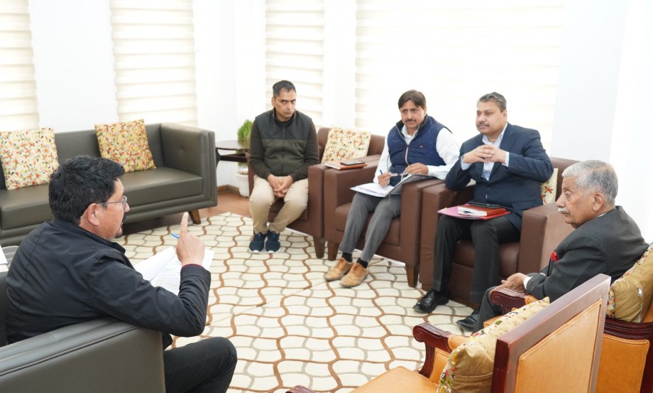 CEC, Leh takes up Ladakh & Manali Bike Rental issues with L-G