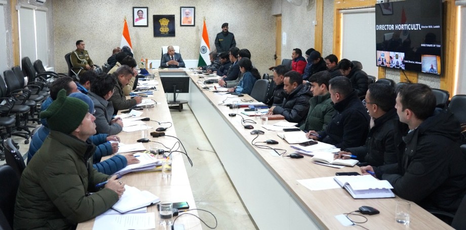 L-G reviews key projects and issues with Ladakh administration officials