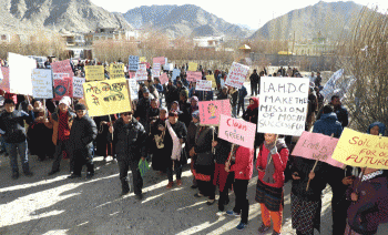 Diskitsal residents demand to shift Bomb guard dumping site