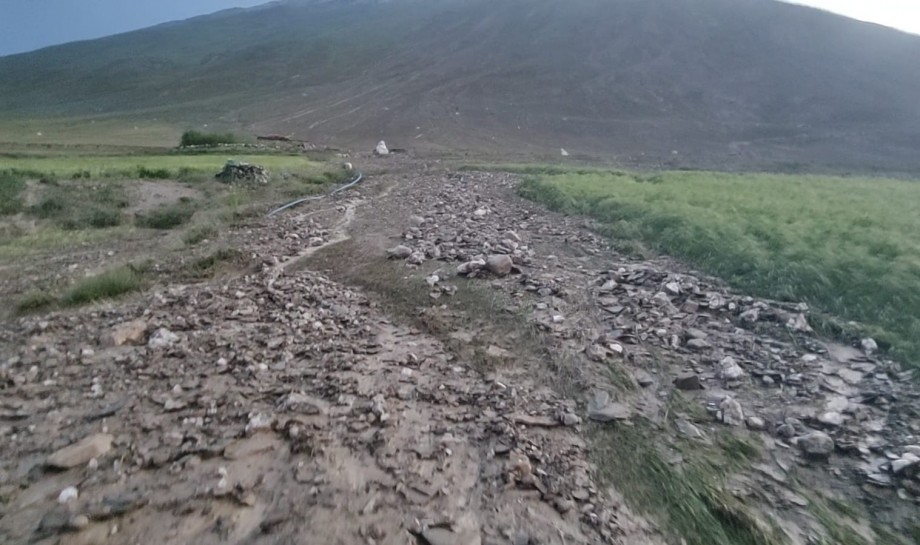 Flash flood hits Sking Lungnak village: EC Er Phunchok Tashi orders damage assessment