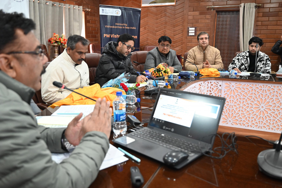 One-day awareness event on PM Vishwakarma yojana held at Baroo, Kargil