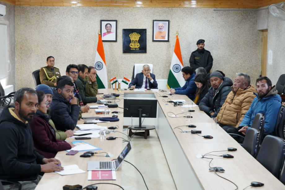 L-G holds high-level meeting to boost tourism in Ladakh 